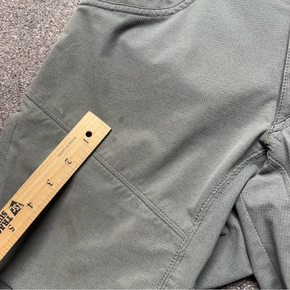 Kuhl Silencr Grey Casual Shorts Mens Size 30 - Picture 6 of 10